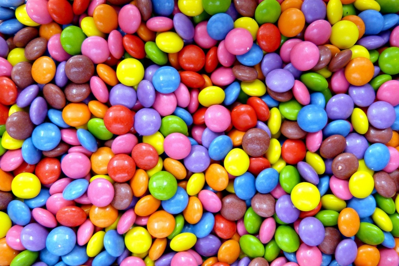 confiserie-VILLENEUVE LOUBET-min_smarties_confectionery_lenses-1150911